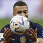 Mbappé no cierra la puerta a una futura salida... fuera de Europa