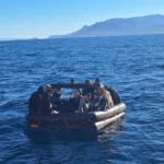 ONG noruega denuncia que Grecia abandonó en el Mar Egeo a migrantes palestinos y sirios