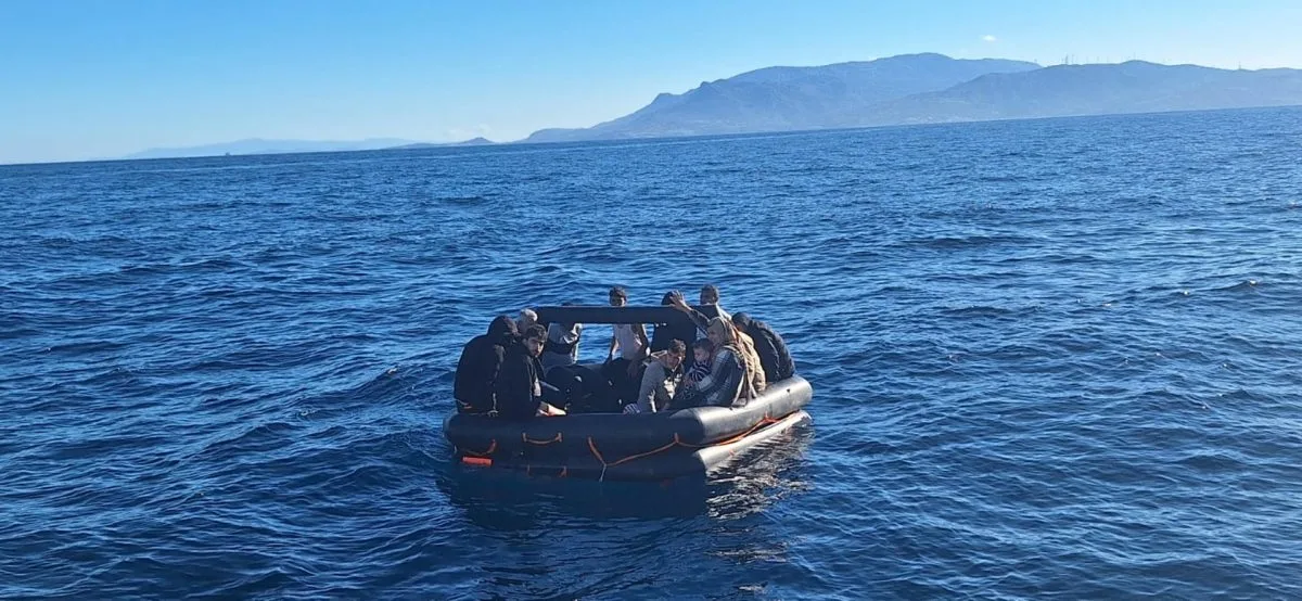 ONG noruega denuncia que Grecia abandonó en el Mar Egeo a migrantes palestinos y sirios