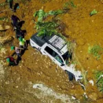 Suspenden búsqueda de víctimas por tragedia en la vía Quibdó - Medellín: Van 37 muertos