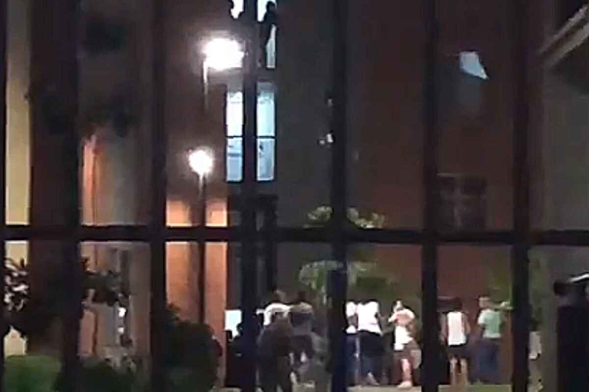 Un hombre se lanzó al vacío desde un edificio en Ciudad Meléndez y perdió la vida