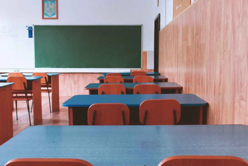 Después de las Vacaciones: Guía para Ayudar a tus Hijos en su Regreso a Clases