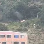 Hombre enciende una fogata en los cerros orientales de Bogotá y genera indignación en las redes sociales