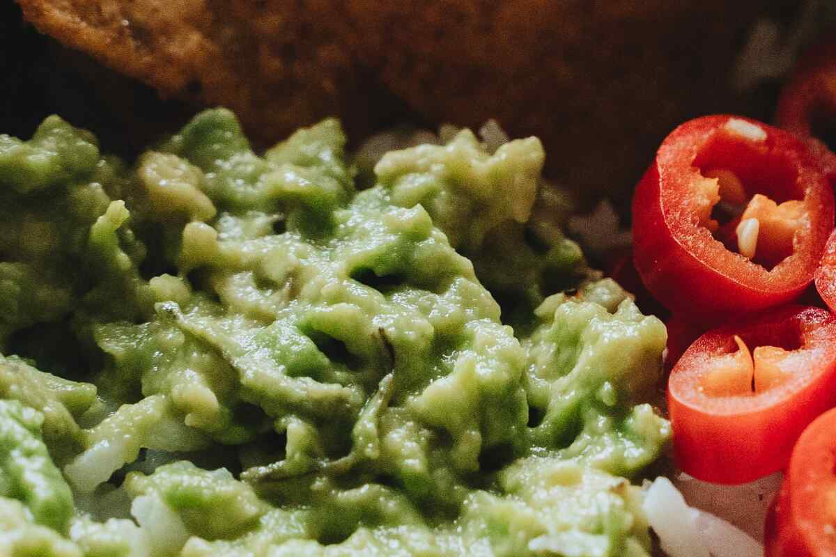 Cómo hacer el guacamole perfecto en solo 10 minutos