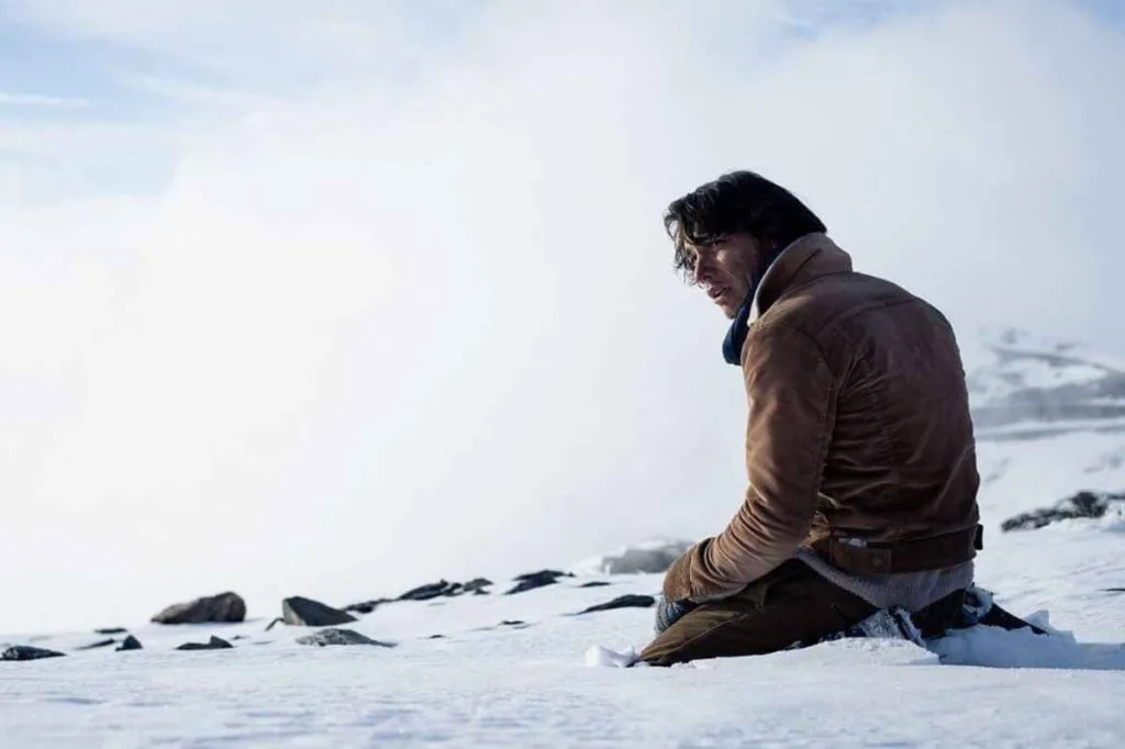 Enzo Vogrincic, el actor que se transformó para interpretar a Numa Turcatti en 'La Sociedad de la Nieve'