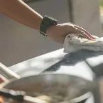 Aquí te dejamos cinco formas de eliminar la grasa de tus trapos de cocina de forma fácil