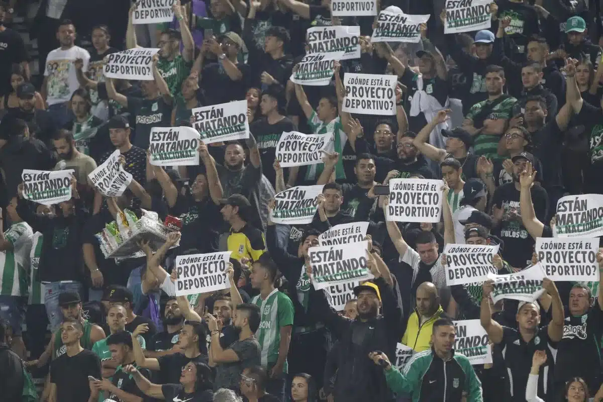 0-3. El Nacional da un golpe definitivo al Atlético Nacional y avanza en la Libertadores