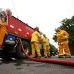 Australia ordena evacuar a 30.000 personas por incendios forestales en el sureste del país