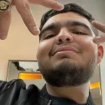 Chuy Montana, el cantante de corridos tumbados, fue encontrado muerto a un costado de la carretera en Tijuana