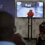 EE.UU. extraditará el martes a Colombia al exlíder paramilitar Salvatore Mancuso