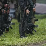 Bolívar-El ELN anuncia que levanta el paro armado que afectaba a 27.000 personas en Colombia
