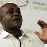 El Gobierno colombiano suspende la nueva licitación para los pasaportes en el país