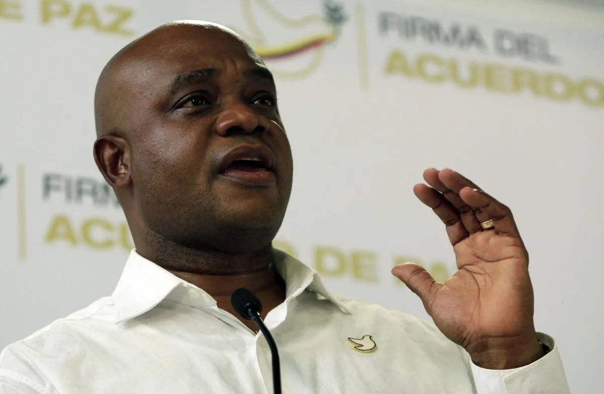 El Gobierno colombiano suspende la nueva licitación para los pasaportes en el país