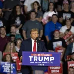 La defensa de Trump pide retrasar 30 días el pago de su multa de 355 millones de dólares