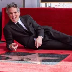 Mark Ruffalo recibe su estrella en el Paseo de la Fama de Hollywood