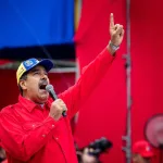 Nicolás Maduro llama loco a Javier Milei y lo acusa de robar un avión de Venezuela
