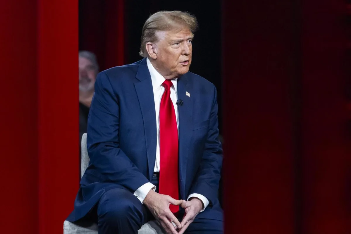 Trump pone presión a Biden para debatir en público - Tenemos una obligación