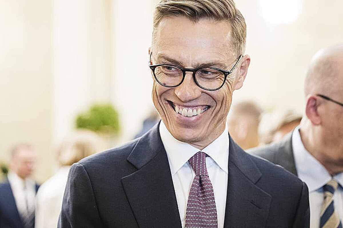 Finlandia elige a Stubb, un político de centroderecha que desafía a Rusia, como su nuevo presidente