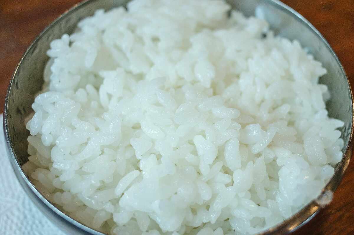 Los secretos para preparar un arroz blanco suelto y sabroso