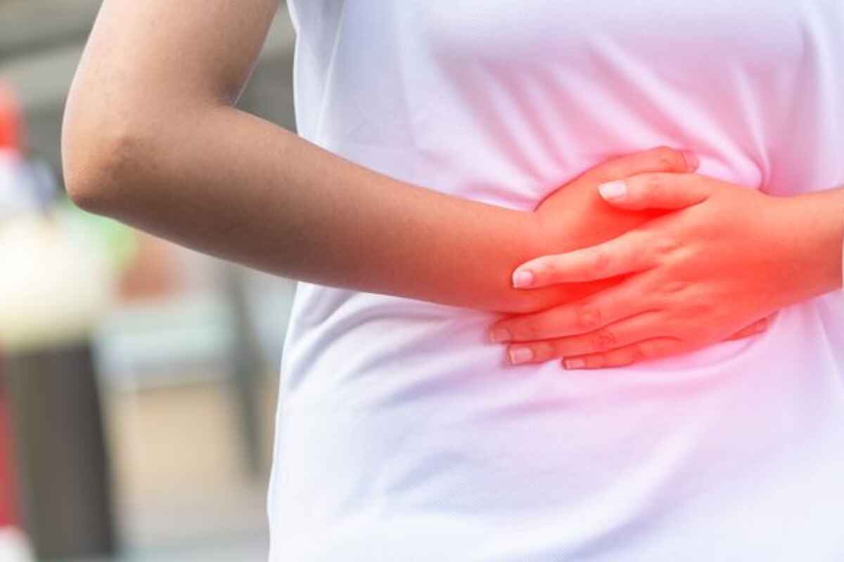 Descubre cómo aliviar la acidez nocturna con estos consejos