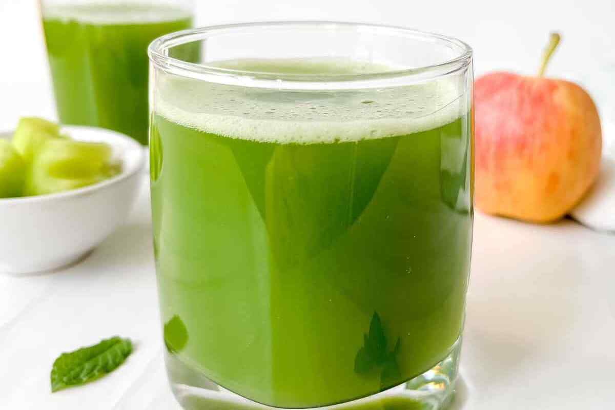 Descubre la Poderosa Receta del Jugo de Manzana, Apio y Pepino para Perder Peso