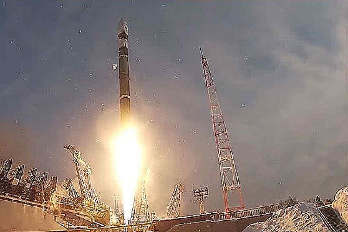 Advierten que Rusia busca colocar un arma nuclear en órbita