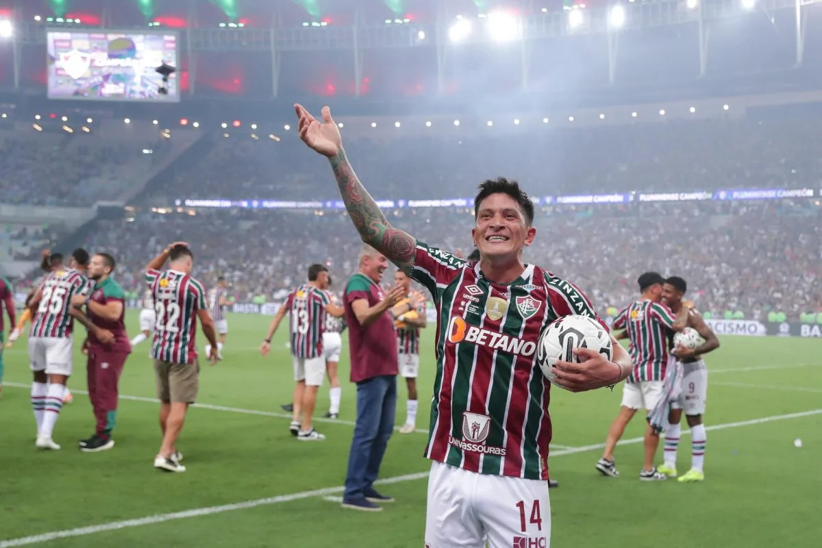 2-0. Fluminense gana con doblete de Arias, se venga de Liga de Quito y alza el título