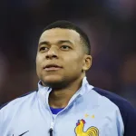 Deschamps: Los pitos a Mbappé son una decepción, por no decir otra cosa