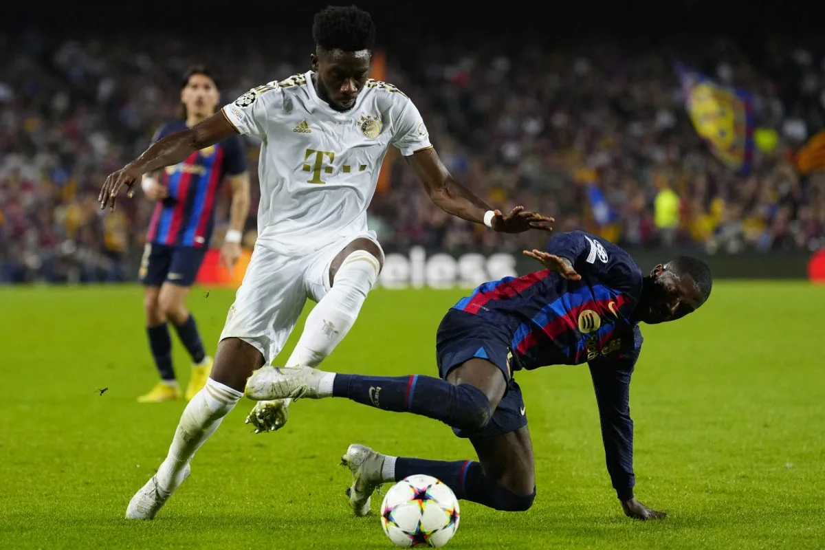 El Bayern no descarta renovación de Alphonso Davies