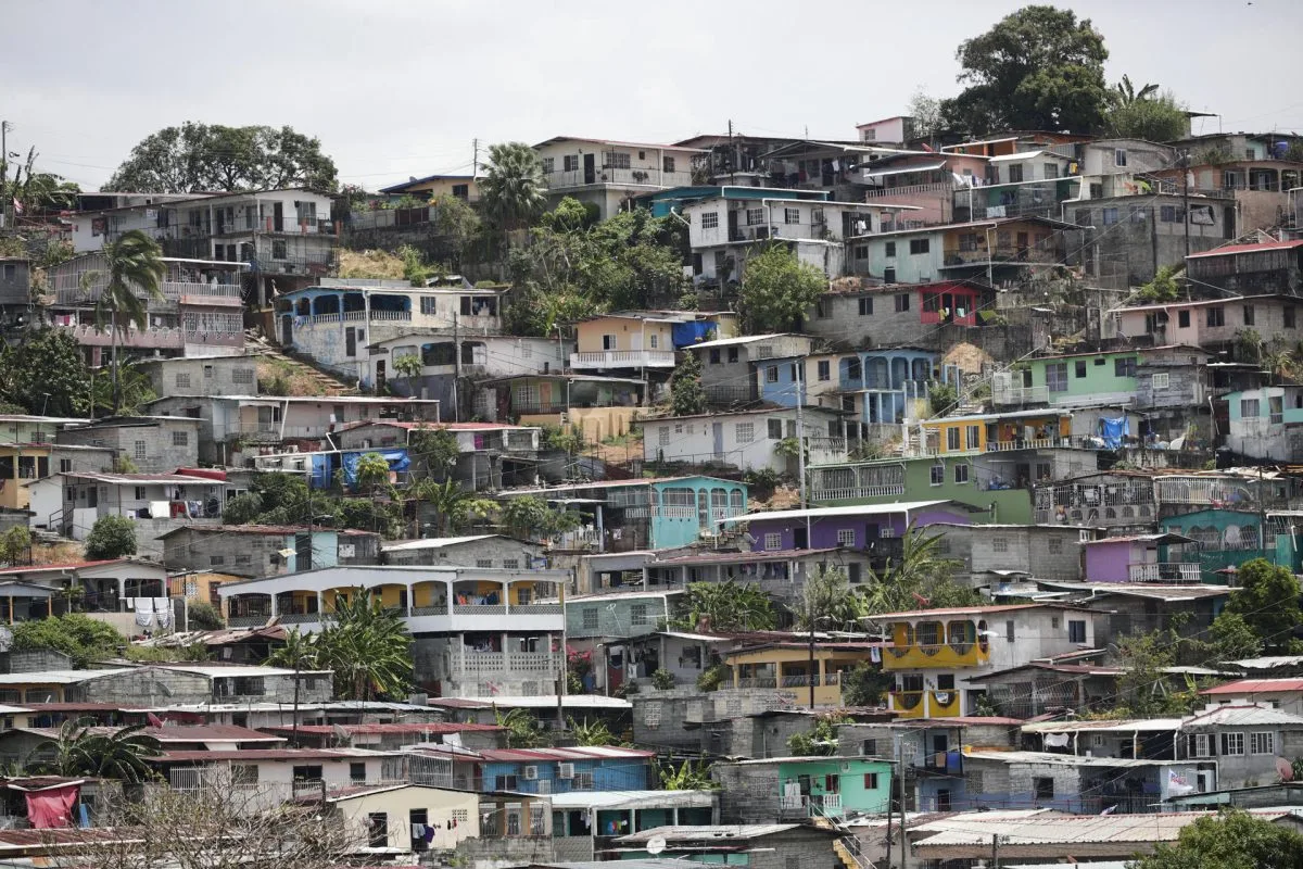 El déficit de la oferta, un acceso desigual y la especulación lastran la vivienda en Latinoamérica