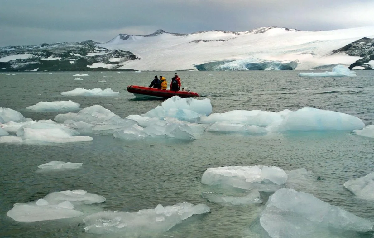 El deshielo polar ralentiza la rotación terrestre y afecta al Tiempo Universal Coordinado