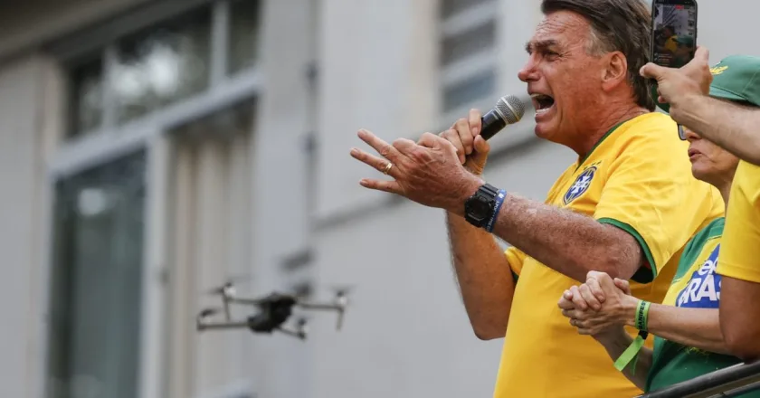 La Policía brasileña presenta cargos contra Bolsonaro por fraude en el certificado covid