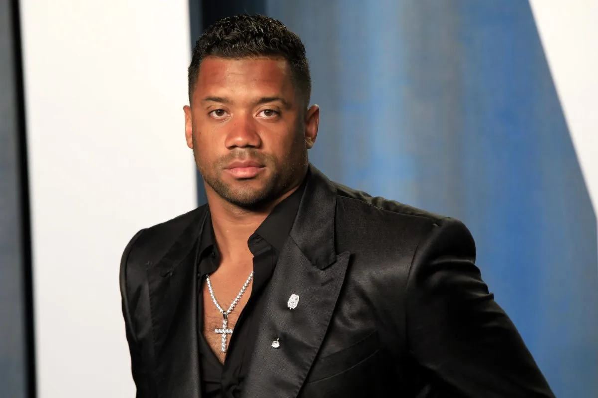 Los Denver Broncos despiden al quarterback Russell Wilson