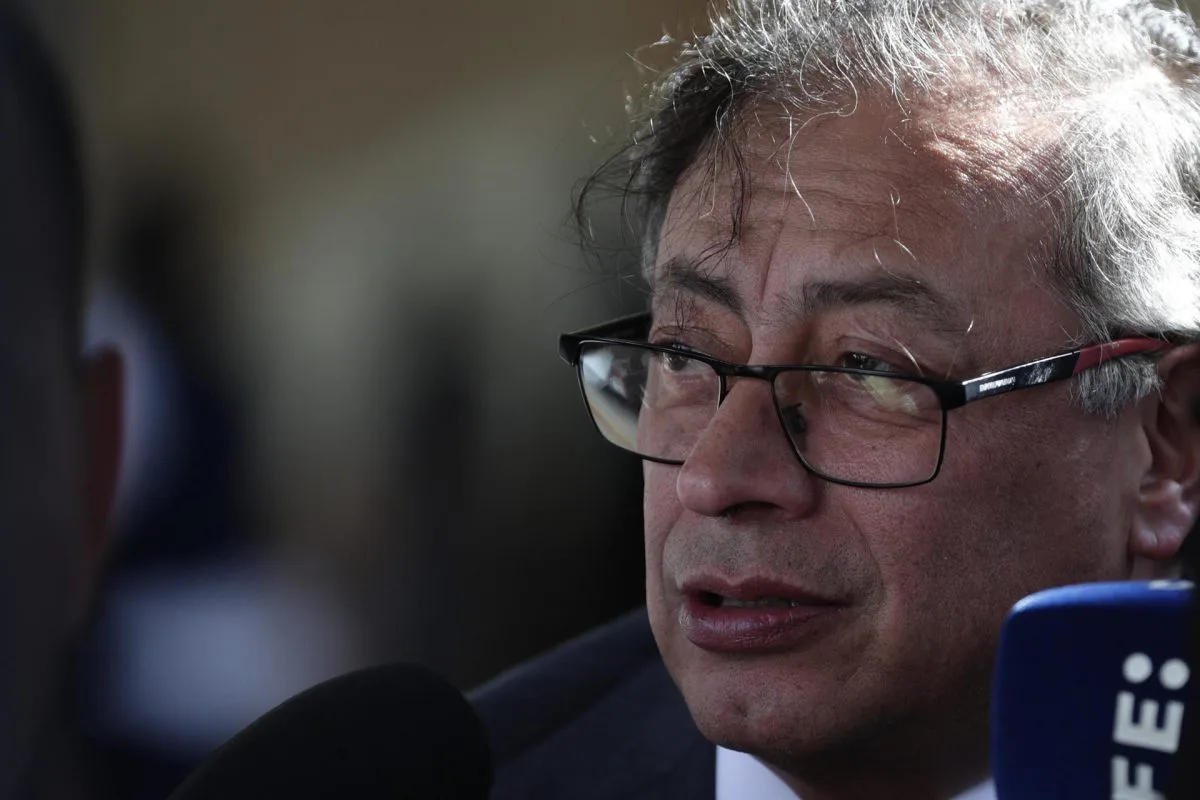 Petro entre los presidentes con menos aprobación de Sudamerica - Petro entre los presidentes con menos aprobación de Sudamerica - Petro dice que el ataque de disidencia de las FARC contra indígenas viola el cese al fuego