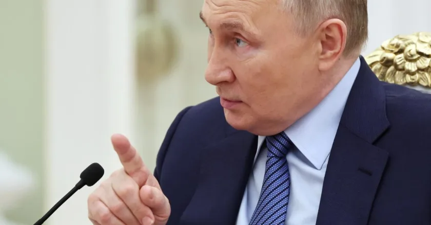 Putin dice que Ucrania ataca a Rusia para interferir en las elecciones presidenciales