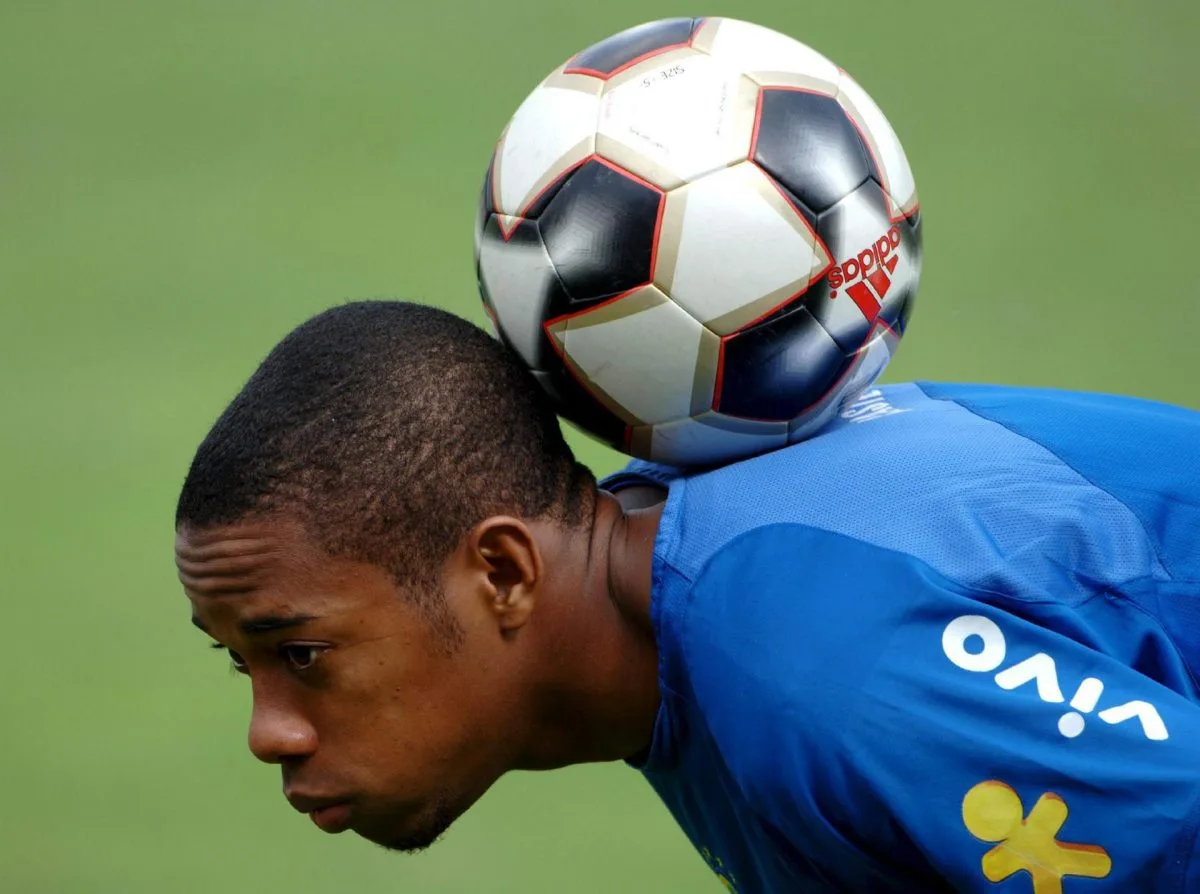 Robinho afirma que fue condenado en Italia por ser negro y espera tener voz en Brasil