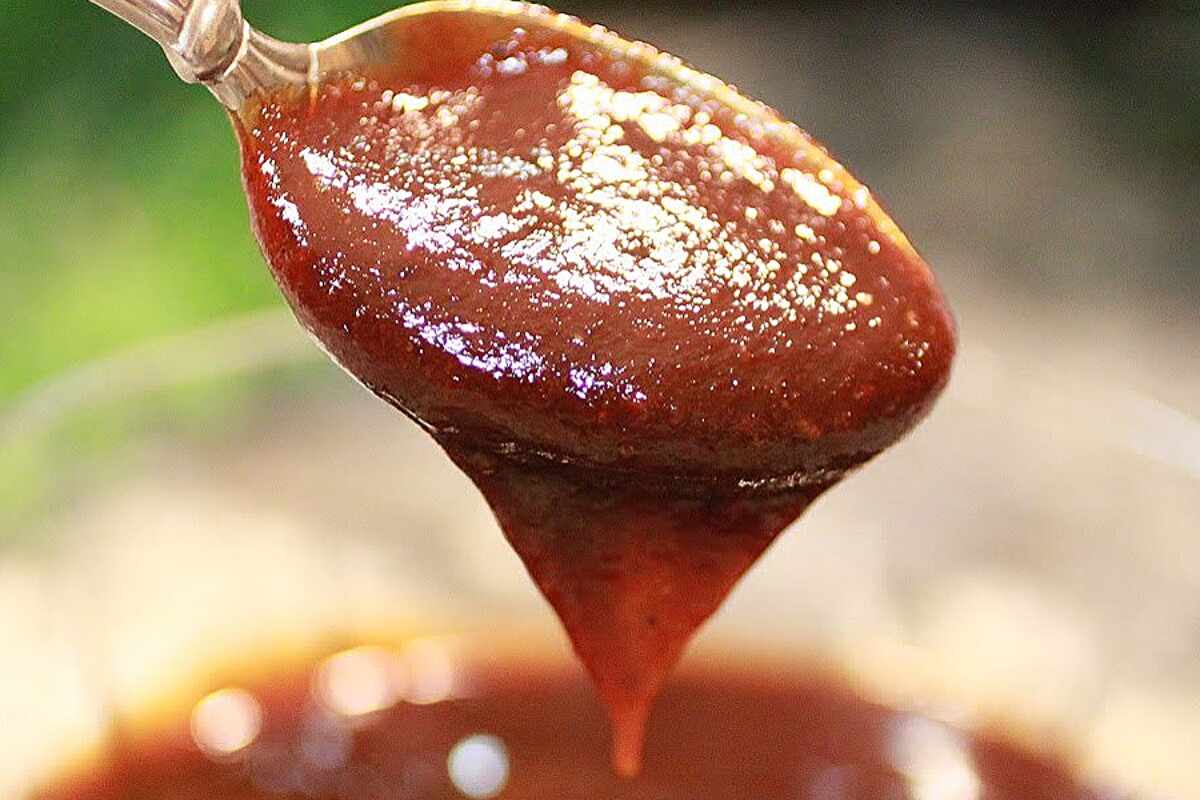Cocina como un profesional: Consejos para preparar una salsa BBQ perfecta