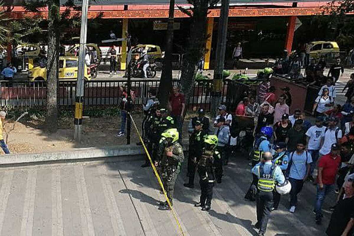 Asesinan a tiros a un hombre en la Autopista Norte, frente a la Terminal del Norte de Medellín