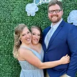 Abby Hensel, una de las gemelas siamesas más famosas del mundo, se casa