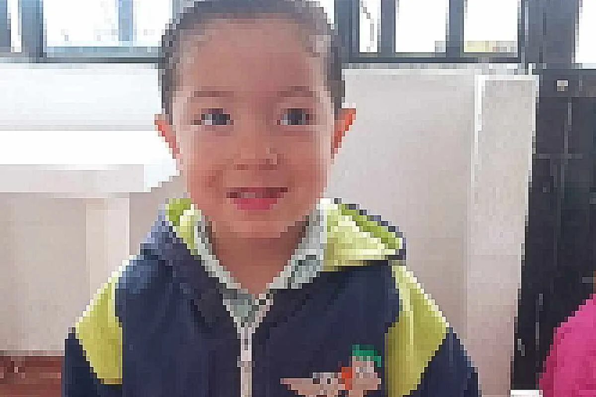 ¿Quién mató a Jerónimo Angulo? Video muestra a un hombre con una lona cerca de la quebrada donde hallaron al niño en Fusagasugá