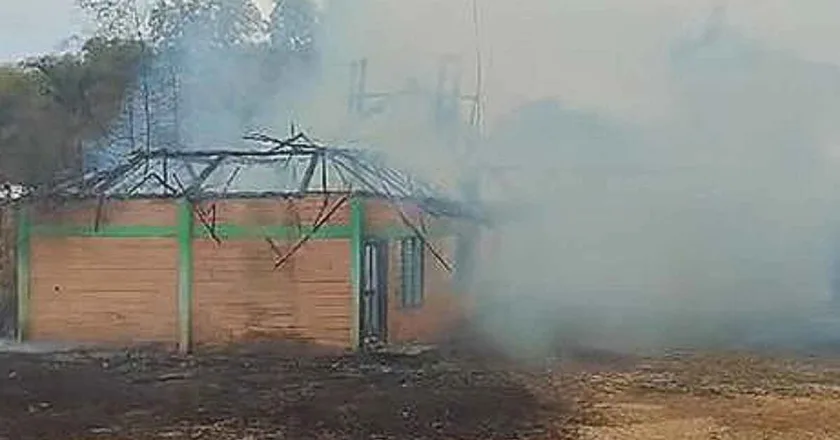 Misterio en Planeta Rica: investigan incendio que acabó con escuela primaria