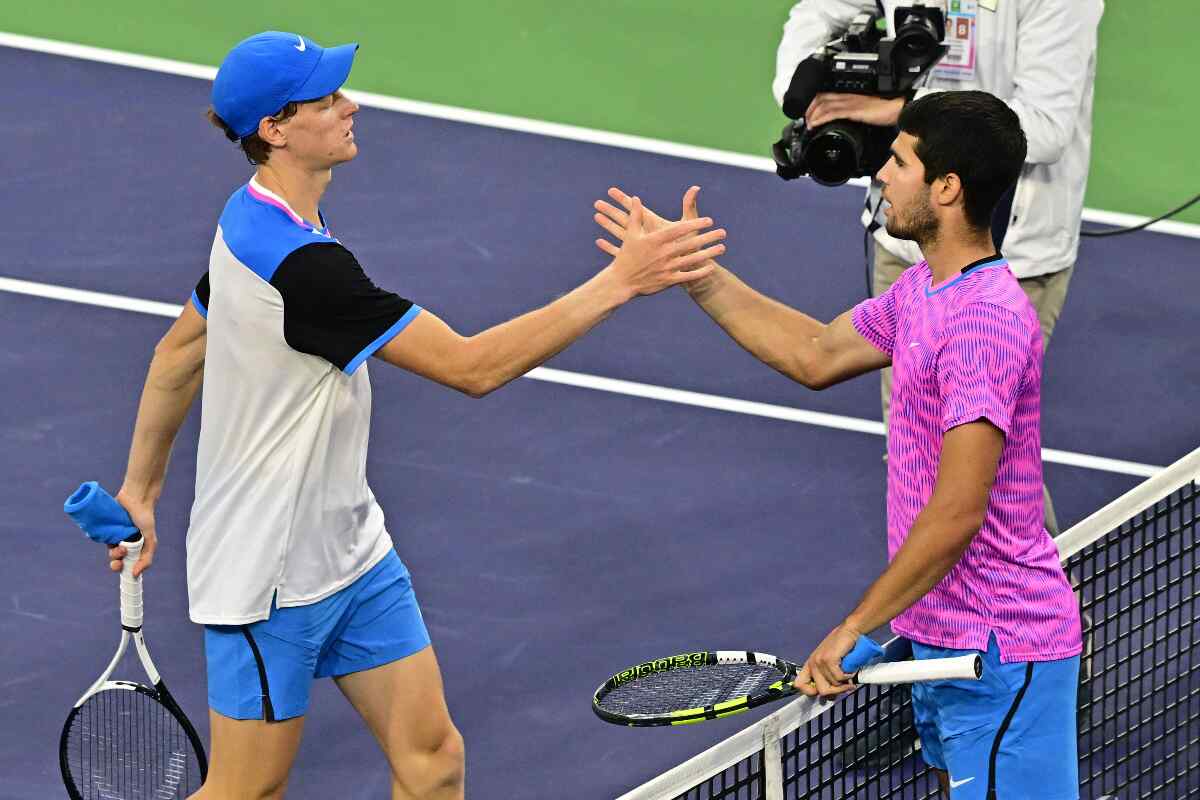 Alcaraz Triunfa Ante Sinner en Indian Wells y Retiene el Número Dos del Mundo