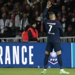 1-0. Mbappe mete al PSG a la final