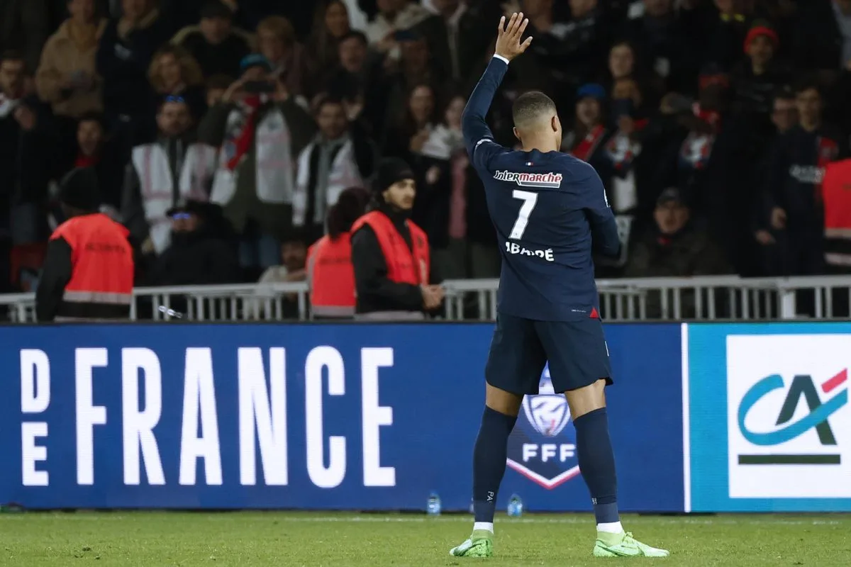 1-0. Mbappe mete al PSG a la final