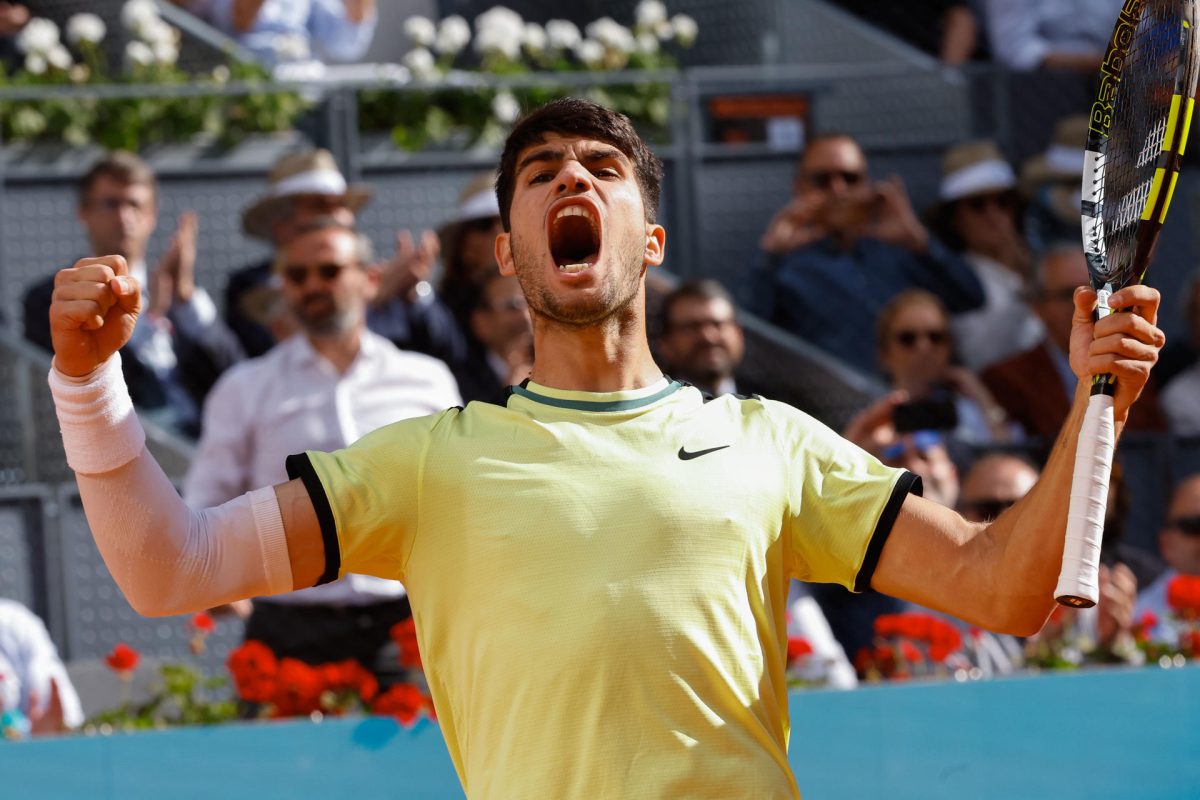 Alcaraz gana a Struff y se clasifica para cuartos