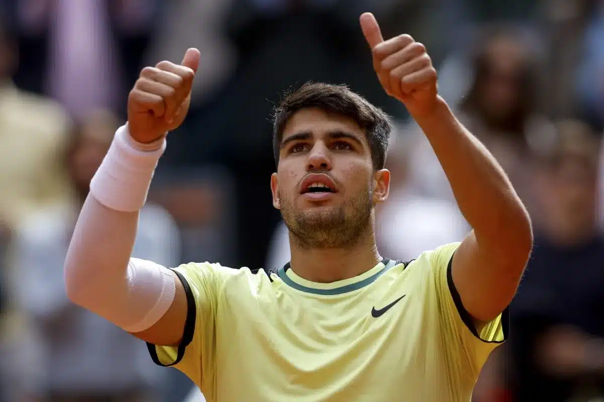 Alcaraz y Nadal progresan en Madrid; Davidovich se despide