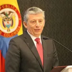 Alejandro Cheyne-Universidad del Rosario despide al rector Alejandro Cheyne tras denuncias de despidos, crisis financiera y presuntos favores