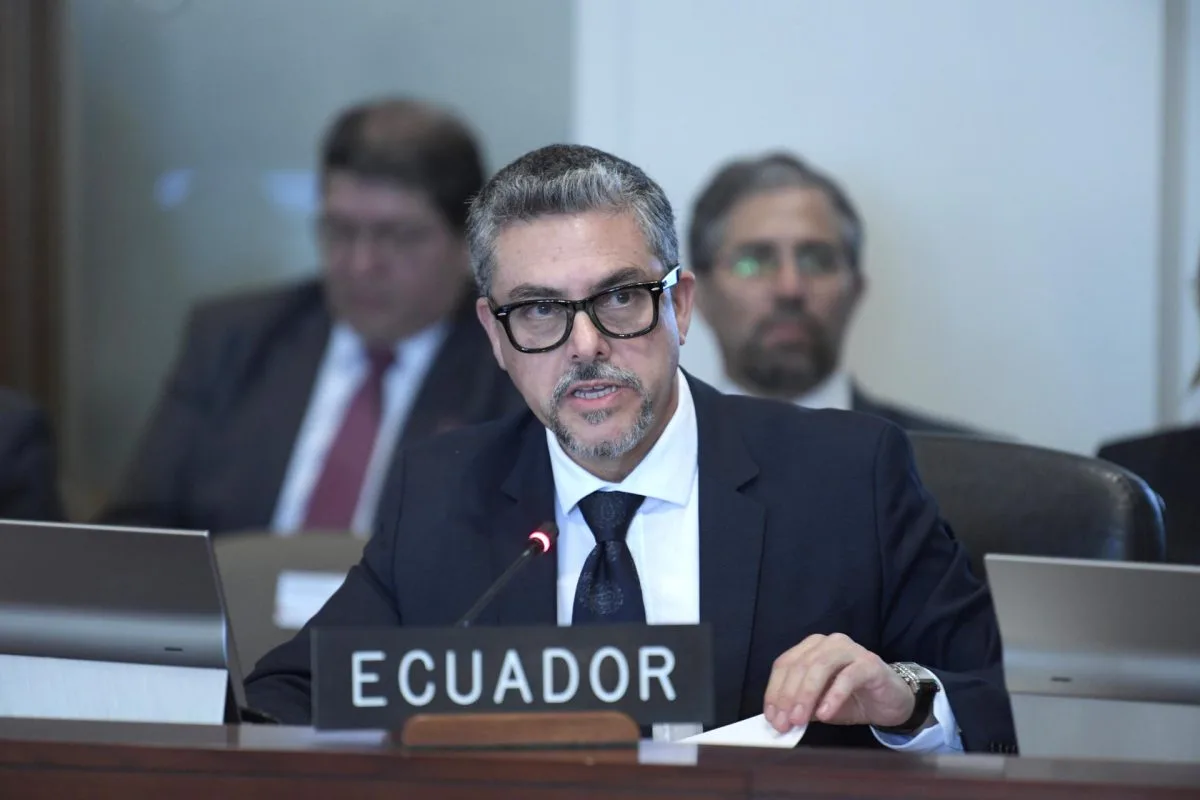 Ecuador se defiende ante la OEA y acusa a México de promover la impunidad de Glas