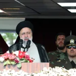 El presidente iraní asegura que su país es “invulnerable a las sanciones”