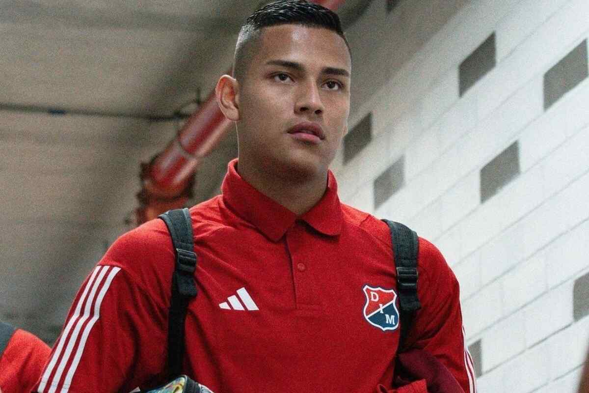 Jaime Peralta Fuera de los Planes de Arias en el DIM: 'Mientras yo esté, no juega más'